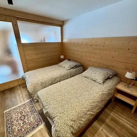 Bed and breakfast Enrosadira 3*